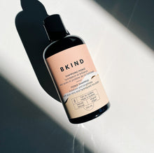 Load image into Gallery viewer, Monoi Shampoo
